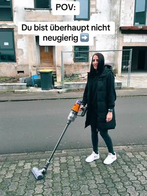 A post by @jessyliiee on TikTok caption: #neugierig#frauen#saugen#fyp#fürdich#tik_tok#funnyy#saarland 