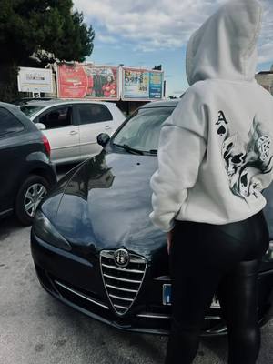 A post by @giovy____16 on TikTok caption: #CapCut #andiamoneiperte #innamoratadime🔥 #alfaromeo147 #lamiabambolina🔥  😍