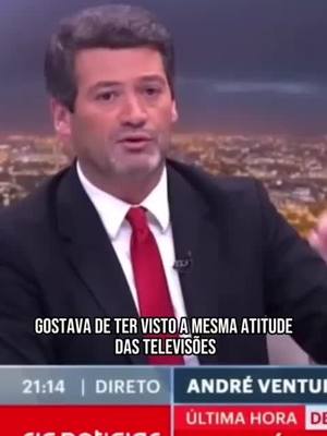 A post by @andre_ventura_oficial on TikTok caption: Alguém tinha algum dia que dizer isto em direto: porque é que todas as notícias que atacam o Chega são abertura de telejornais e as que atacam os outros partidos são remetidas para rodapé?  Porquê? Porque somos o partido mais perseguido de sempre. Não nos calarão!