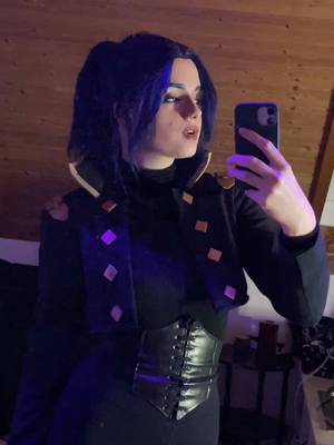 A post by @leannmel on TikTok caption: Still only have Caitlyn videos (and ignore the dirty mirror) 🙂‍↕️ #caitlyn #caitlynkiramman #caitlyncosplay #arcane #arcanecosplay #arcaneleagueoflegends #fy 