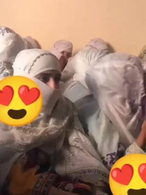 A post by @kwwwtikok on TikTok caption: #duo avec @tamazight 😍ⵣ #tamazight_morocco❤ 