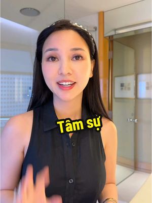 A post by @hannaholala on TikTok caption: Hello từ Singapore. #hannaholala 