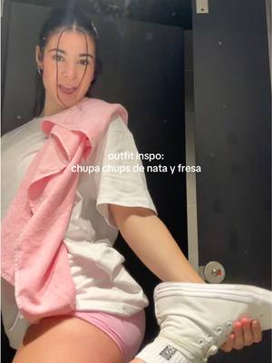 A post by @intzabrit on TikTok caption: si soy🤍💗  #gym #GymTok #gymrat #gymgirlsoftiktok #gymmotivation #gymgirl #GymLife 