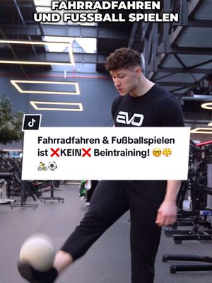 A post by @kaygedan on TikTok caption: Fahrradfahren & Fußballspielen ist ❌KEIN❌ Beintraining! 🤓😤🚴⚽️ #muskelaufbau #legday #fitnessstudio #fitnesstips #gymtips 