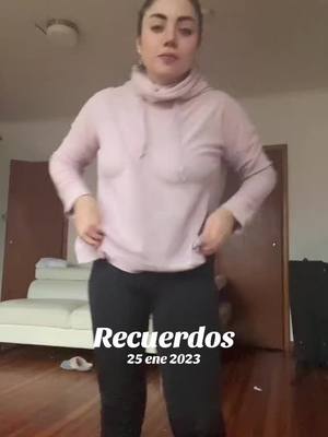 A post by @soylorismoificial on TikTok caption: #Recuerdos 