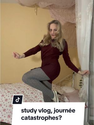 A post by @_itsnotcamille_ on TikTok caption: Leçon du jour: une journée peut bien se terminer même si elle a très mal débuter!! À nous de décider de persevérer avec optimisme au lieu de se conforter dans l'idée que la journée entière est fichue!!  ( oui j'ai mis de l'huile d'olive sur mes lèvre elles étaient hyper gercée, j'étais désespérée haha) #studyvlog #studyvlogs #studywithme #etudiante #pharma #blairwaldorf #gossipgirl #student #etudes #etudesuperieures #etudessup 