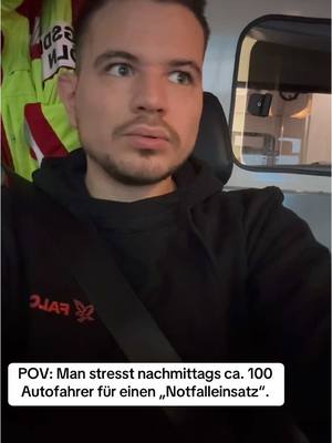 A post by @5_sprechwunsch on TikTok caption: Bis zum Ende warten 🙇🏻‍♂️ #rettungsdienst 