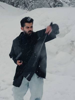 A post by @joehattab on TikTok caption: ‎ Samurai 🇯🇵 الساموراي في اليابان  . #honormagic7pro  @honorarabia @honorksa مواقع: Shirakawago - Kyoto - Tokyo - Fuji 