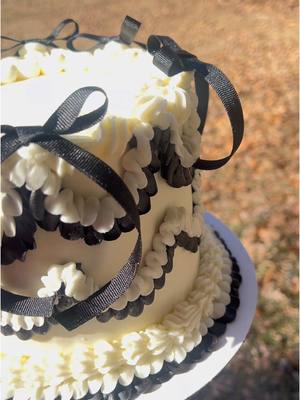 A post by @meoniamonay on TikTok caption: POV: I baked a cake for a baby shower, only to find out the dad-to-be is my friend’s fiancé 😳🍰  -Was I wrong for telling her?? #storytime #cake 