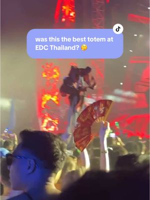 A post by @lunchboxpacks on TikTok caption: a foldable chair AND a totem in ONE?? thoughts?? 🤔 #edmtiktok #ravetok 