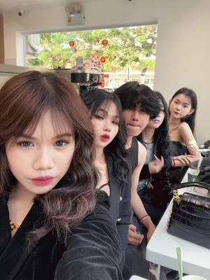 A post by @kberm_kberm on TikTok caption: Som ang pav @sou @Pew pew @