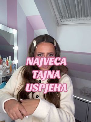 A post by @nadaross on TikTok caption: Sve vas VOLIM🩷#fypシ゚viral #fyp #fypシツ♡ #balkanfypyyyyyy #smesniklipovi #smesniklipovi #grwm #storytime #zatebestrana #zatebe #GIVEAWAY #smesno😂 #DRAMA 