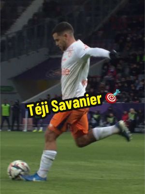 A post by @ligue1ubereats on TikTok caption: Téji est quarterback comme Tony Kroos 🎯  #sportstiktok #Ligue1McDonalds #ligue1 #savanier #mhsc @MHSC @DAZN France @YOUSSOUPHA 