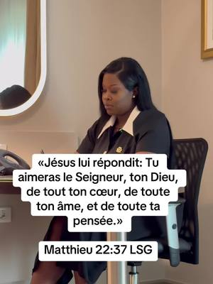 A post by @passykasongo3 on TikTok caption: En tant que parent nous devons inclure nos valeurs  nos enfants #francetravail #securitesociale #assurancemaladie #cpam #allocationsfamiliales #tiktokchretien #chretienne #chretien #pourtoi #poleemploi 