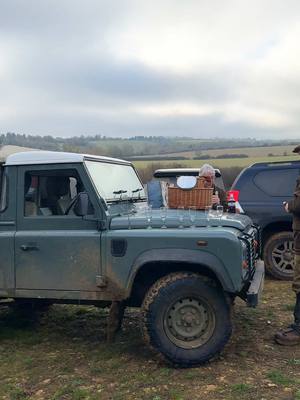 A post by @evie__dyer on TikTok caption: #landroverdefender #countrylife #britishcountryside 