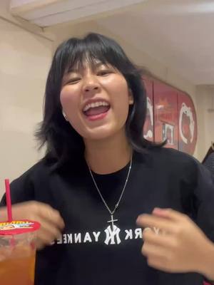 A post by @nannan222022 on TikTok caption: အော် အသည်းကွဲ သီချင်းဆိုင်က ဖွင့်နေပါသော်လည်း#ြမင်ပါများပြီးချစ်ကျွမ်းဝင်အောင်လို့🤣 