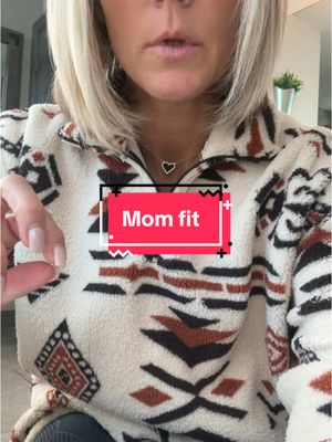 A post by @okiemomlife on TikTok caption: Comfy mom fit! #momfit 