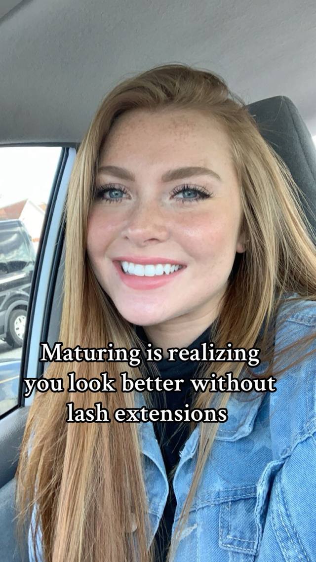 A post by @hhannahkayy on TikTok caption: It was a time in my life #fyp #lashextensions #naturallashes