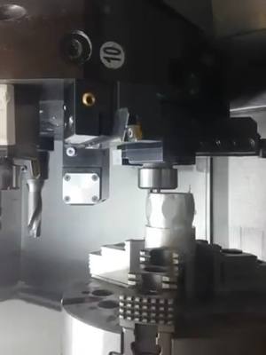 A post by @n1.fenneccnc on TikTok caption: #cnc #fyp #cncmachine #ASMR #cncdrehen #Mazak #vedioviral #titansofcncacademy 