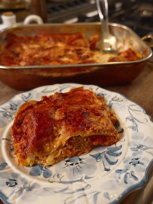 A post by @the_pastaqueen on TikTok caption: My great grandmothers recipe, meatballs lasagna ✨ It's otherworldly - just like you are