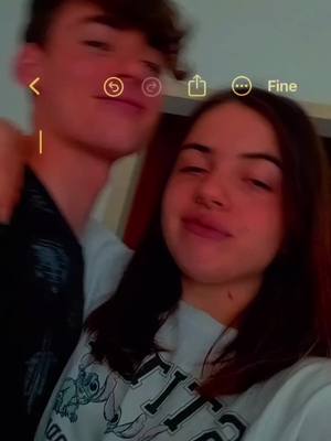 A post by @gretatacini on TikTok caption: ti amo🤍 #CapCut #boyfriend #Love #🤍 #perte #foru 