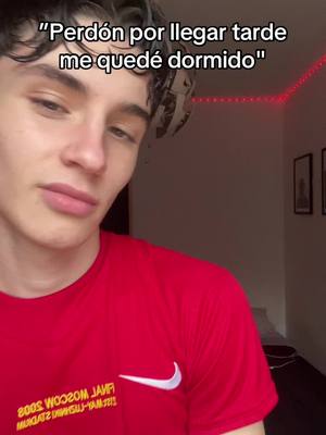 A post by @_fernanditoxx_ on TikTok caption: Cómo suena cuando le doy al móvil 😂 // ig: _.elfeer._