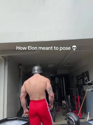 A post by @shizzytaff on TikTok caption: What was bro doing 💀#fyp #elonmusk 