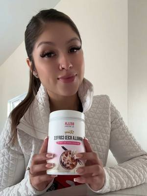 A post by @gabbysclann on TikTok caption: Good morning 🤍 Compren sus productos 👉🏼 @Bella All Natural código de descuento GABBY #fyp #healthy #coffee #icedcoffee #parati 