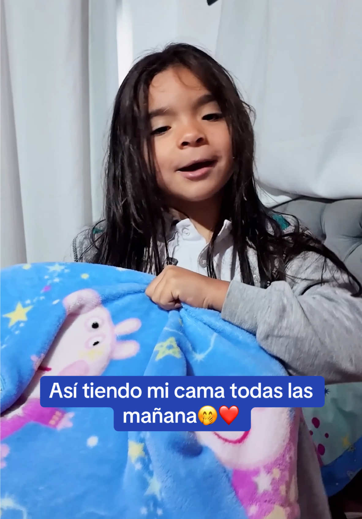 A post by @salomeferiav on TikTok caption: Mi rutina de mañana ya lo pueden ver:CANALCARLOSFERIA!💪🏻🔥