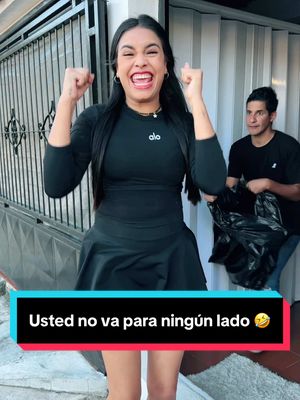 A post by @ronaldvallez on TikTok caption: Usted no va para ningún lado 🤣