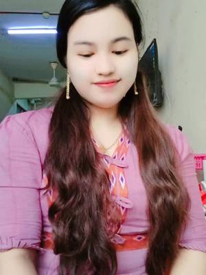 A post by @user352168769073 on TikTok caption: #ဗိုလ်ချူပ်စျေးကြိးလှတယ်ဆိုပြန်တယ်😘😘😘😘😘😘 