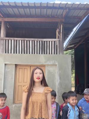 A post by @nangnginmwe2512k21 on TikTok caption: #ချစ်စိတ်နဲ့ကြည်ပေးပါနော်🥰😘 