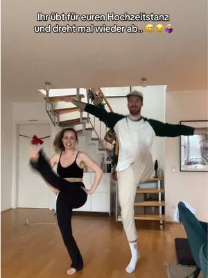 A post by @melimour on TikTok caption: Wer kommt drauf, als WAS @Max The Germanaki getanzt hat… 😏😬 #melithegreekmom #maxthegermanaki #momlife #elternzeit #couple #hochzeit #weddingdance #couplescomedy #dancer 