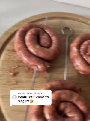 A post by @rebeca.madalinaa on TikTok caption: Replying to @Ana  oare ea știe săraca ca am iubit?🤣🤣🤦🏻‍♀️