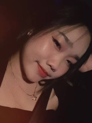 A post by @jjneang1 on TikTok caption: #CapCut #ផ្លែឈើ36មុខ មកបានថូវ#🌚🖤 