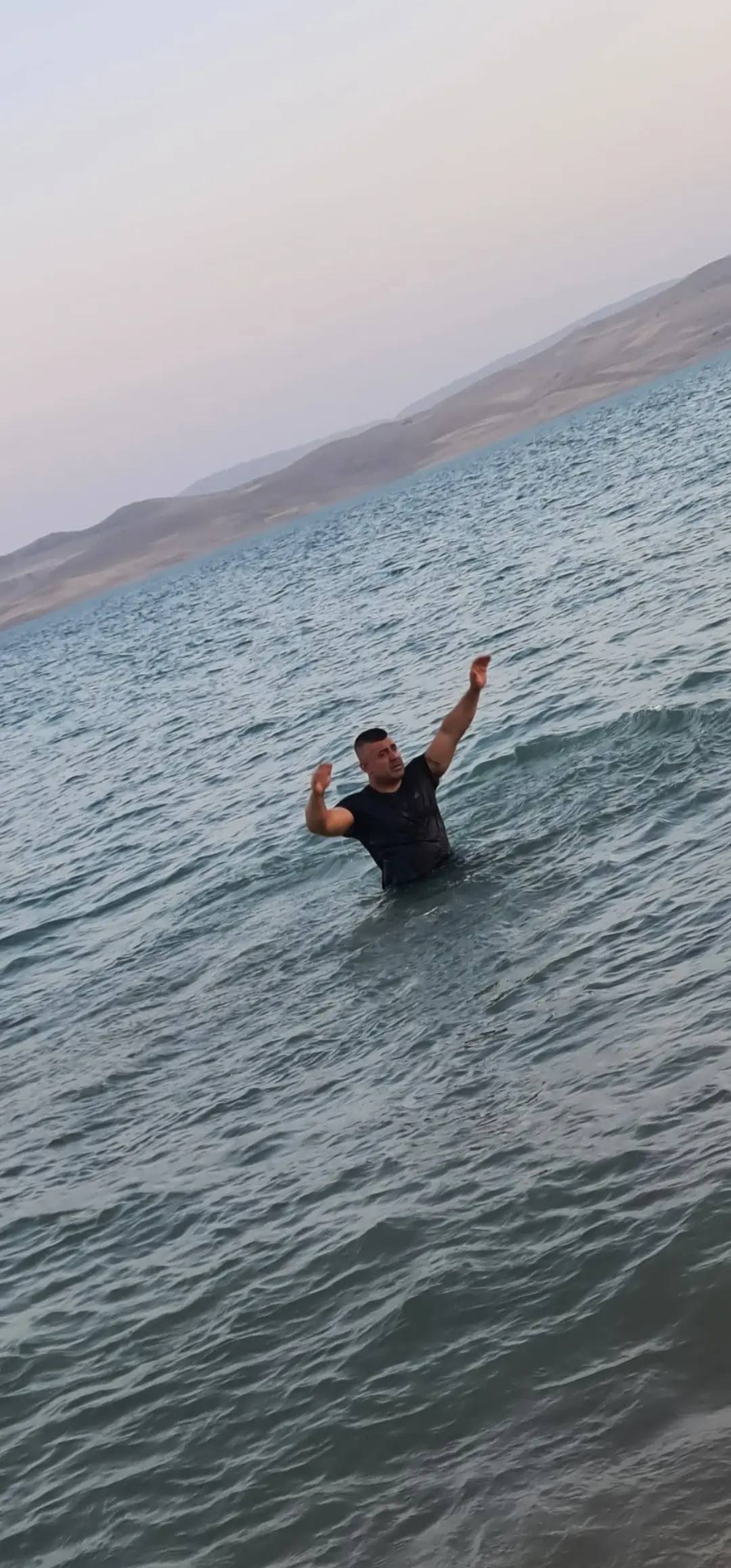 A post by @mamadlla on TikTok caption: #fyp#100k#viral_video#@Mamadlla Shilanay1🇬🇧 