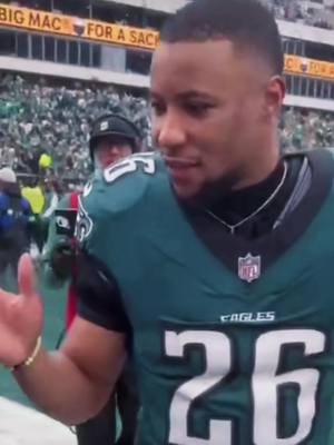 A post by @jfpclips on TikTok caption: DUDEE #foryou #viral #fyp #xybca #nfl #viralvideo #jfpclips #nflfootball #philadelphiaeagles 