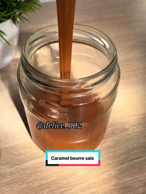 A post by @delice_0002 on TikTok caption: Ultra économique ! #recettefacile #recette #recettesimple #recipes #recipesoftiktok #food #recipesforyou #tiktokfrance #dessert #caramel #france🇫🇷 