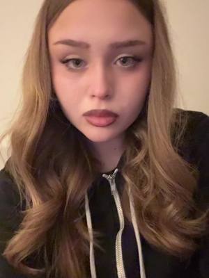 A post by @jeannie4daashclub on TikTok caption: Just me myself and Music😍 #singing #cover #fy #viral #JENN 