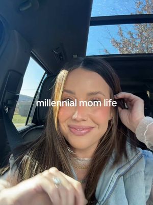 A post by @cecilybauchmann on TikTok caption: I love history assignments👏🏻✨#millennialmom #momoffour #motherhood #motherhoodunfiltered #MomsofTikTok #millennial 