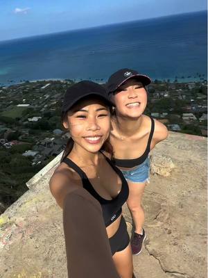 A post by @ntrannnnn on TikTok caption: Pillbox hike ⛰️☀️🐬 #hike #hawaii #Hiking #fitness #fit #views 