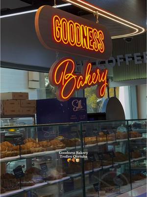 A post by @dailywithxx_ on TikTok caption: Goodness Bakery🥐🍕🍞 انصحكم تجربون الفطاير و البيتزا وايد حبيتهم 😋 @Trolley C-Store 