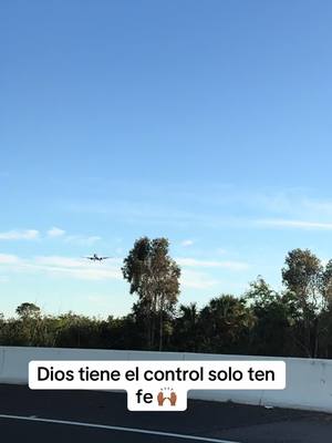 A post by @erika_sanabria2 on TikTok caption: Dios nos guarde🙌🏾#migracion #unidossomosmas #tiktok 