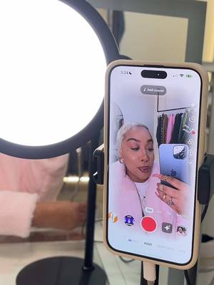 A post by @justbrittneynichole on TikTok caption: Babayyyyyyyyyy 💳💳💳#makeuplight #lighting #lightingtips 