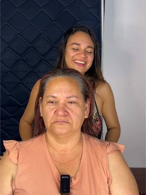 A post by @soto_karla on TikTok caption: #asmrsounds #asmr #peluquera #peluqueria #karlasoto #plancha 