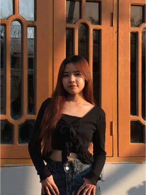 A post by @thawtarko1412 on TikTok caption: 🤔 #thawtarko1412 #fyp #trending #trend #fypシ゚ 