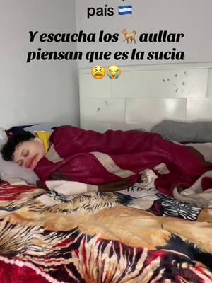 A post by @ on TikTok caption: La sucia😅😅😂#latinos #comedia #locuras #hispanos #usa🇺🇸 