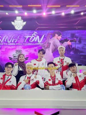 A post by @villa_gaming94 on TikTok caption: Chúc cho mọi người năm mới bình an và hạnh phúc. ...          #villateam #villagaming #pubgmobileesports 