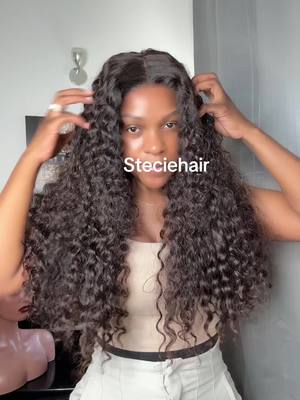 A post by @stellamambe on TikTok caption: Les commandes se font sur wathsapp au 00393276676543 #hairstyles #kinkystraightwig #beauty #beauty #haircolor #pourtoi #germany #belgium #tiktokfrance #italiatiktok🇮🇹 #perte #hairlook #wigseller #senagalaise_tik_tok Awa#humanhairwigs #camergirl😍😍 #wigmaker #naturalhair #humanhairvendors #humanhairwigs #allemagne #pourtoi #cotedivoire🇨🇮 #cotedivoiretiktok🇨🇮