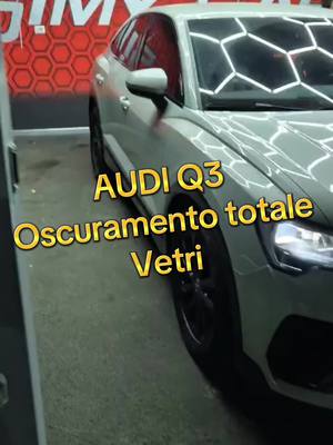 A post by @simycars on TikTok caption: Audi q3 oscuramento vetro totale posteriore e media intensità anteriore #boxandroid #scuolasimycarssecondigliano #sivolaneiperte🔥🔥🔥 #kitfulled #andiamoneiperteeee #supreme #secondigliano💞💞💞 #imitatemanoncopiate #braccioloautouniversale #customfit #fibrargb #boxandroidoto 